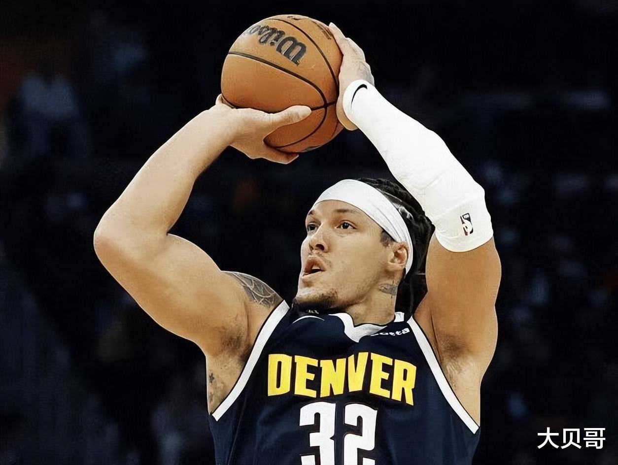 掘金轻取热火，布克高光表现