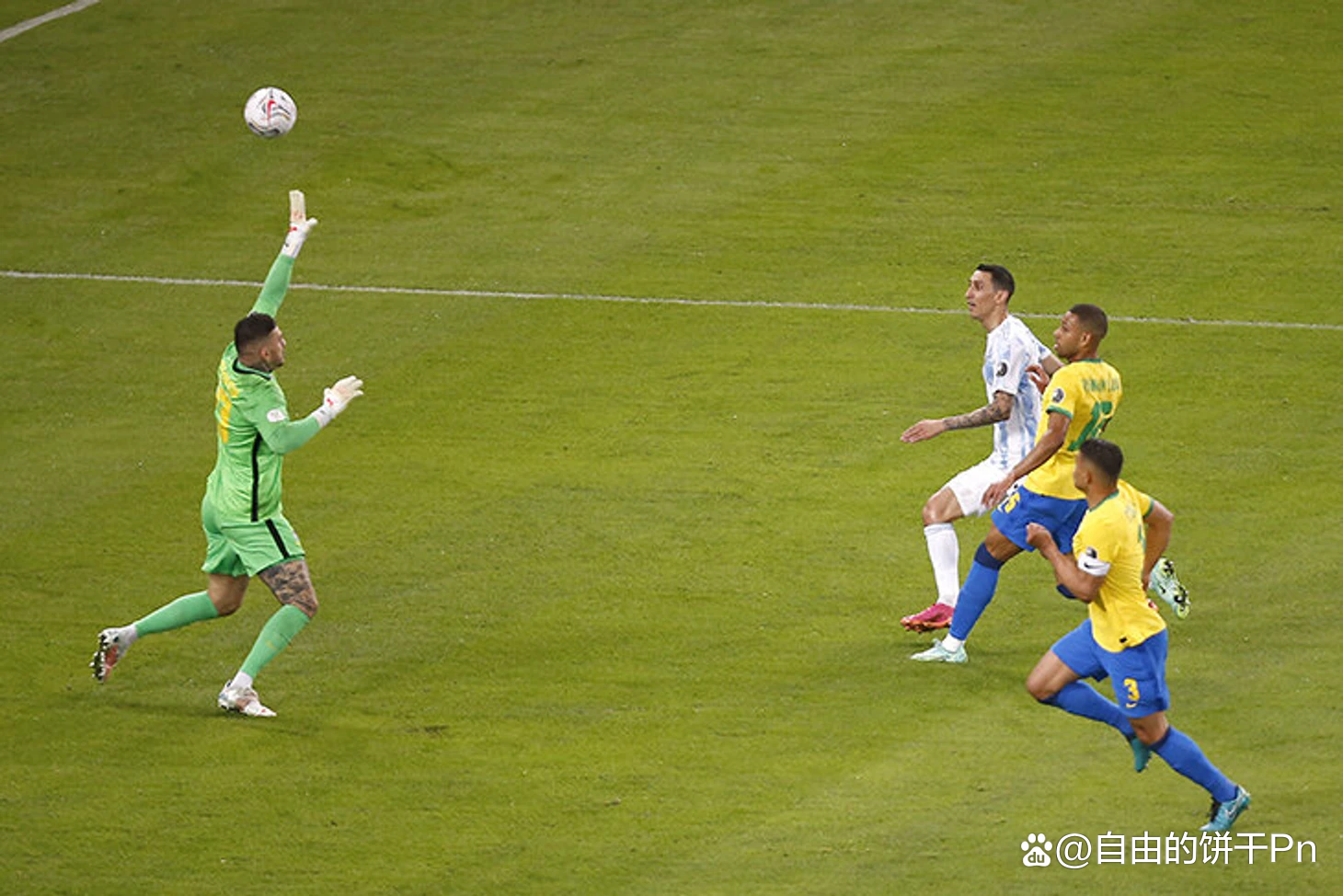 阿根廷绝杀巴黎，迪马利亚扛起全队