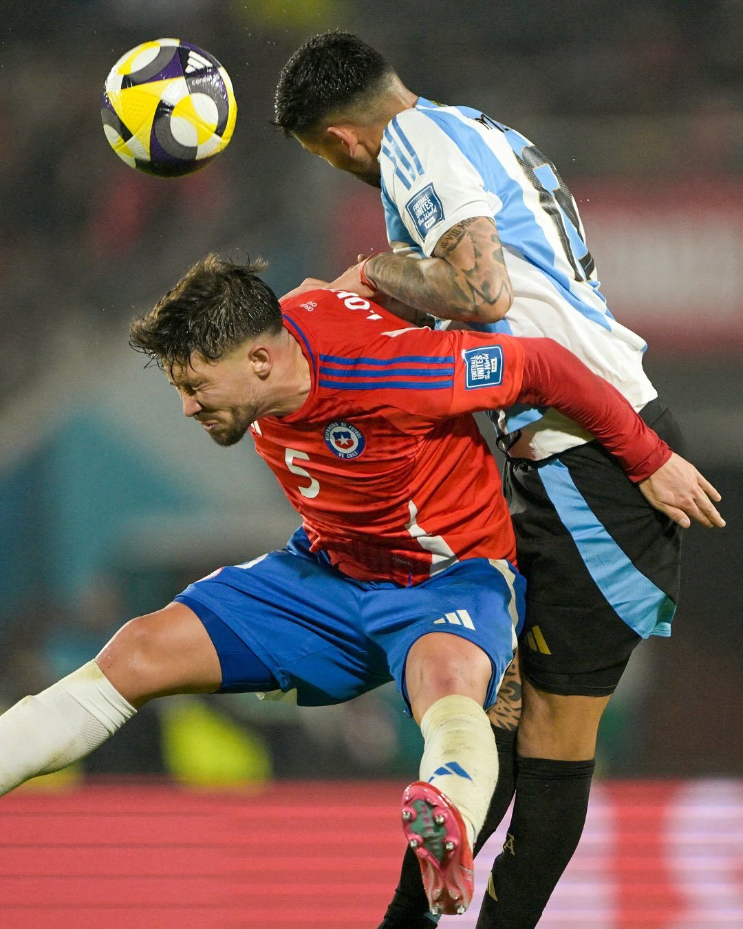 智利鏖战阿根廷，梅西高光表现