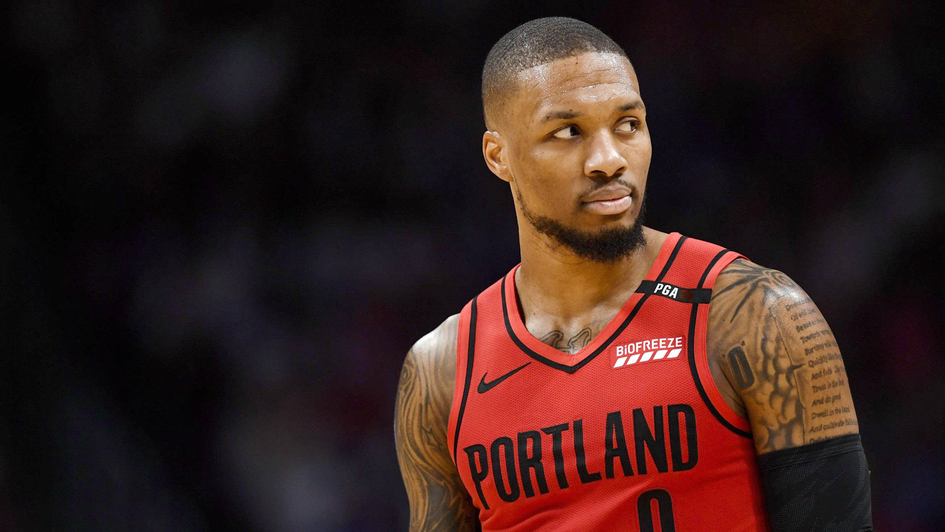 广东队险胜步行者，利拉德惊艳四座