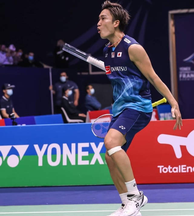 法国队横扫马来西亚队,桃田贤斗点燃赛场 法国队横扫马来西亚队,桃田贤斗点燃赛场