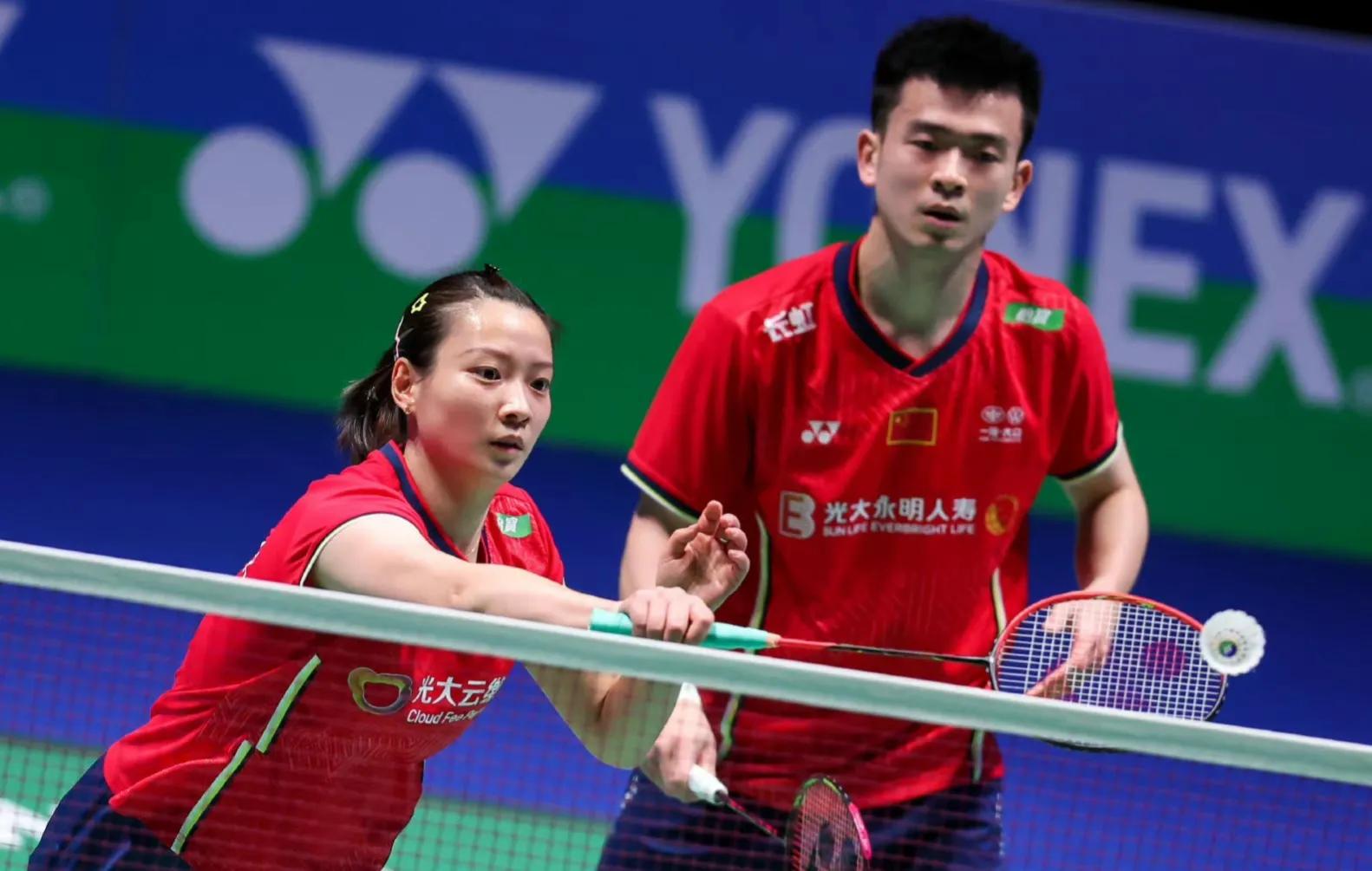 法国队横扫中国队，郑思维刷新纪录