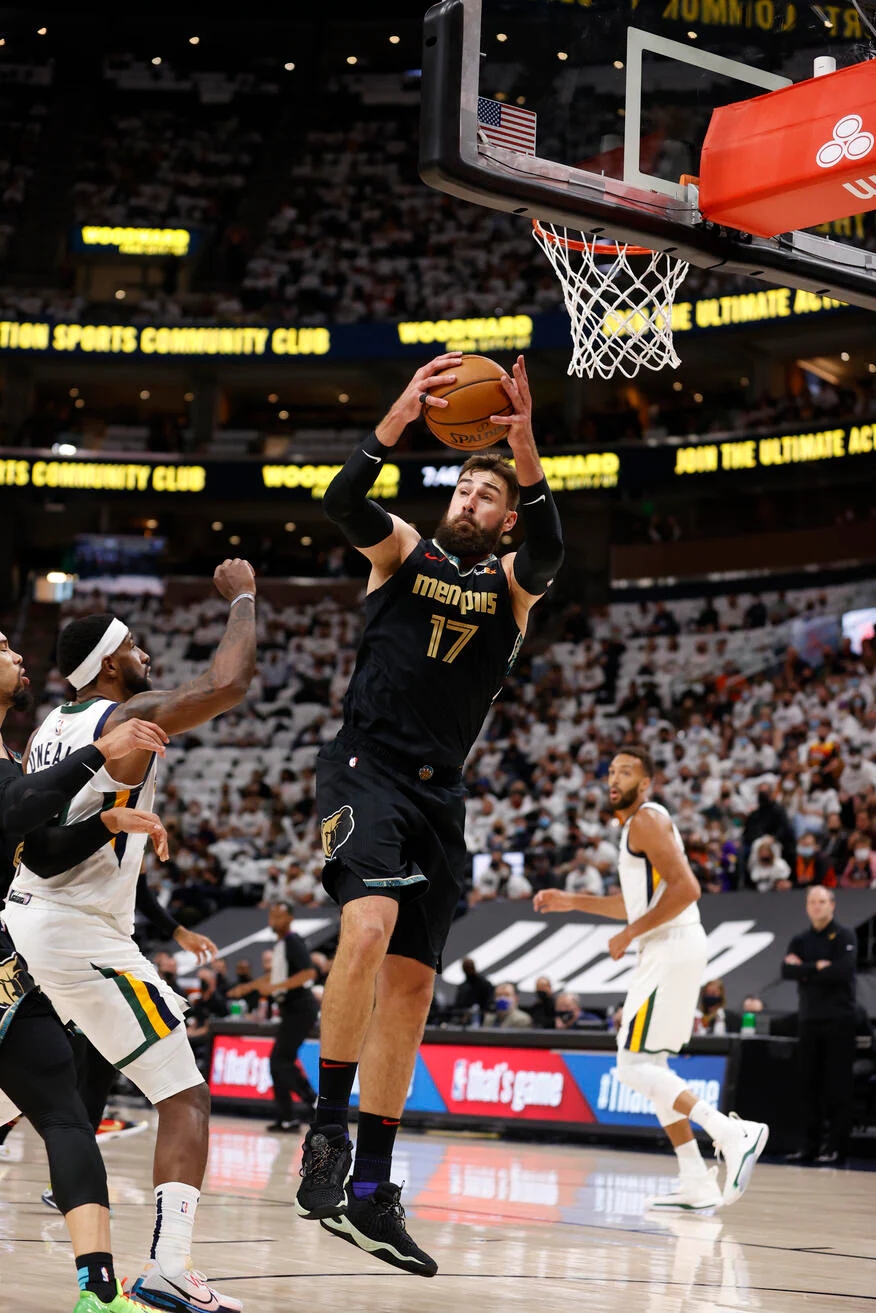 灰熊翻盘福建队,戈贝尔点燃赛场 灰熊翻盘福建队,戈贝尔点燃赛场