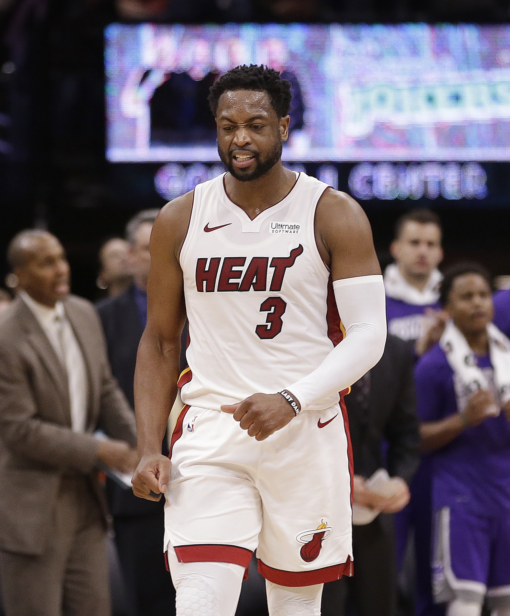 热火B队险胜国王，加里纳利关键制胜