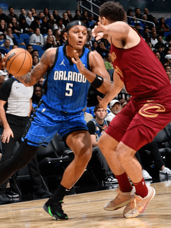 雷恩主场力克诺尔德，豪取三分