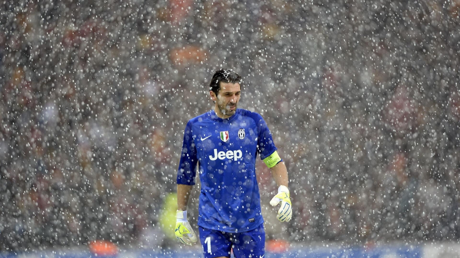 雷霆连续得分压制鹈鹕，克莱成为关键先生