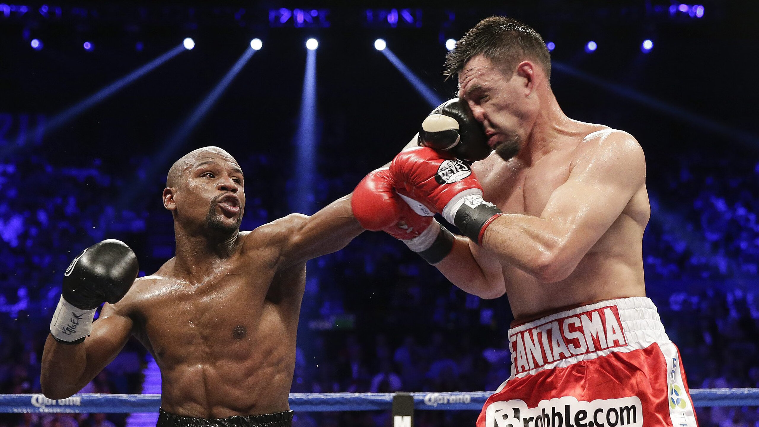 灰熊强压黄蜂，莫兰特成为全场焦点，新一代控卫之王的加冕礼