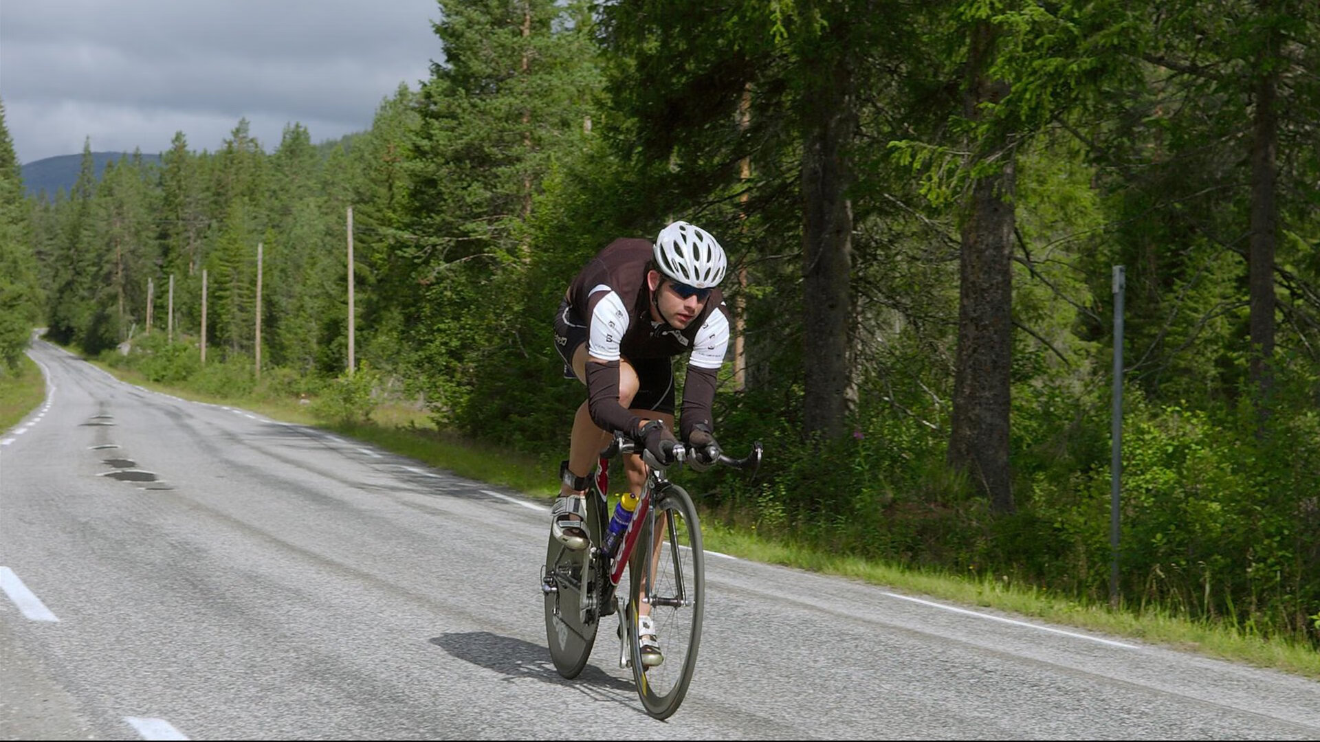 巴尔韦德闪耀伯纳乌，当佛罗伦萨的优雅遇上皇马的铁血，乌拉圭中场如何成为全场唯一焦点